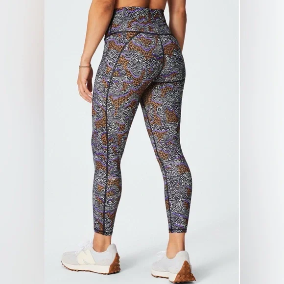 Define PowerHold® High-Waisted 7/8 Legging - Picture 2 of 4